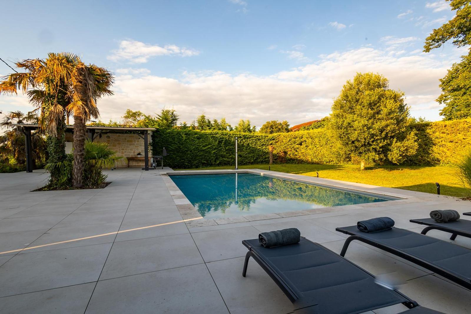 Villa Au Petit Bonheur Avec Clim - Hameau Au Calme - Piscine Chauffee - Petanque Moncrabeau Exterior foto